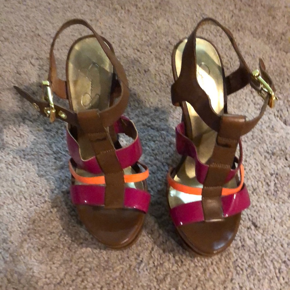 Jessica Simpson high heel